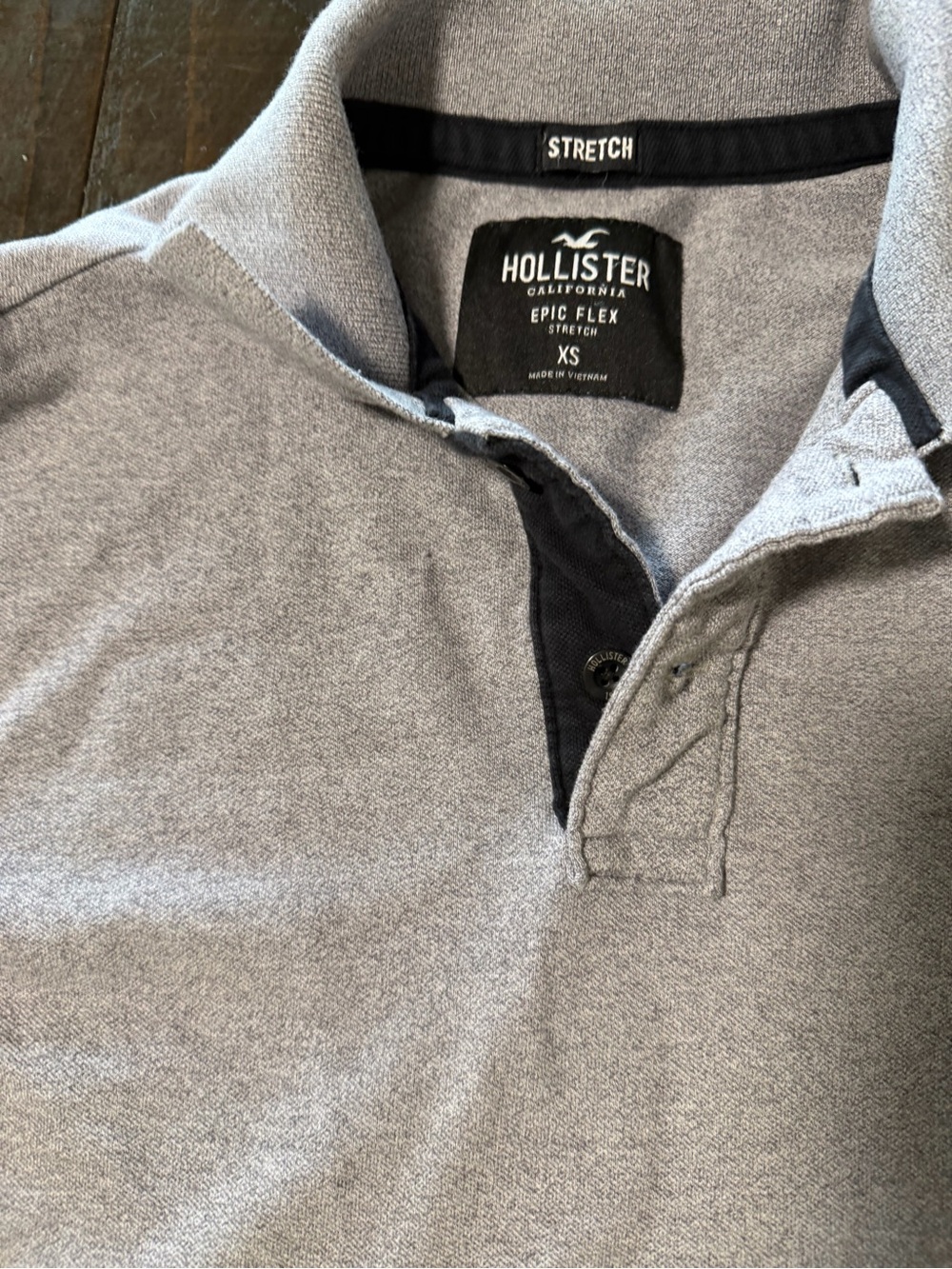 Hollister Light Gray Polo with Contrast Placket - Picture 3 of 3